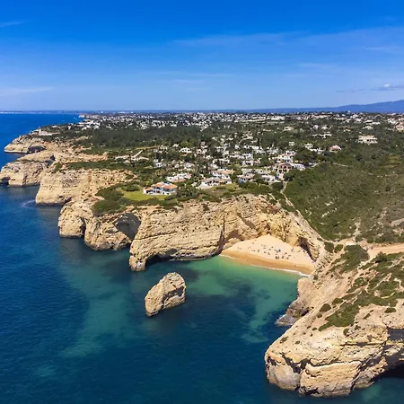 Coastal With Shared Pool Benagil