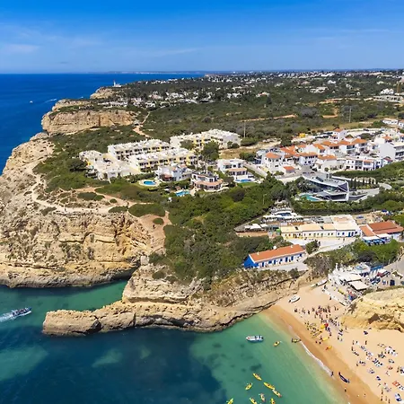 Coastal With Shared Pool Holiday home *