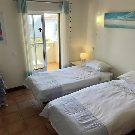 Coastal With Shared Pool Holiday home *