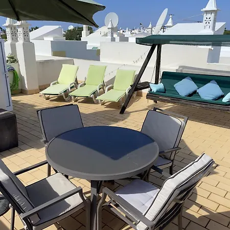 Coastal With Shared Pool Benagil