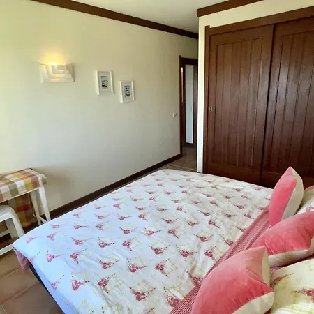 Holiday home Coastal With Shared Pool