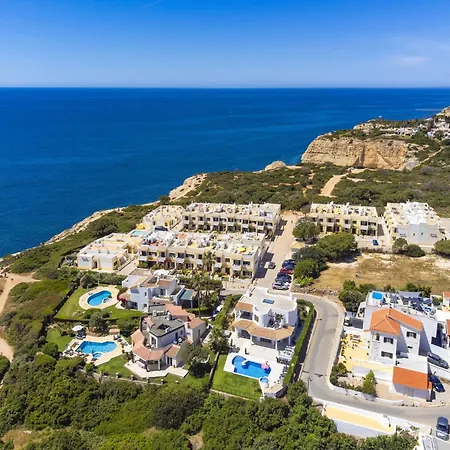 Coastal With Shared Pool *