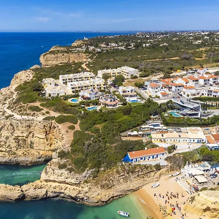 Coastal With Shared Pool Holiday home